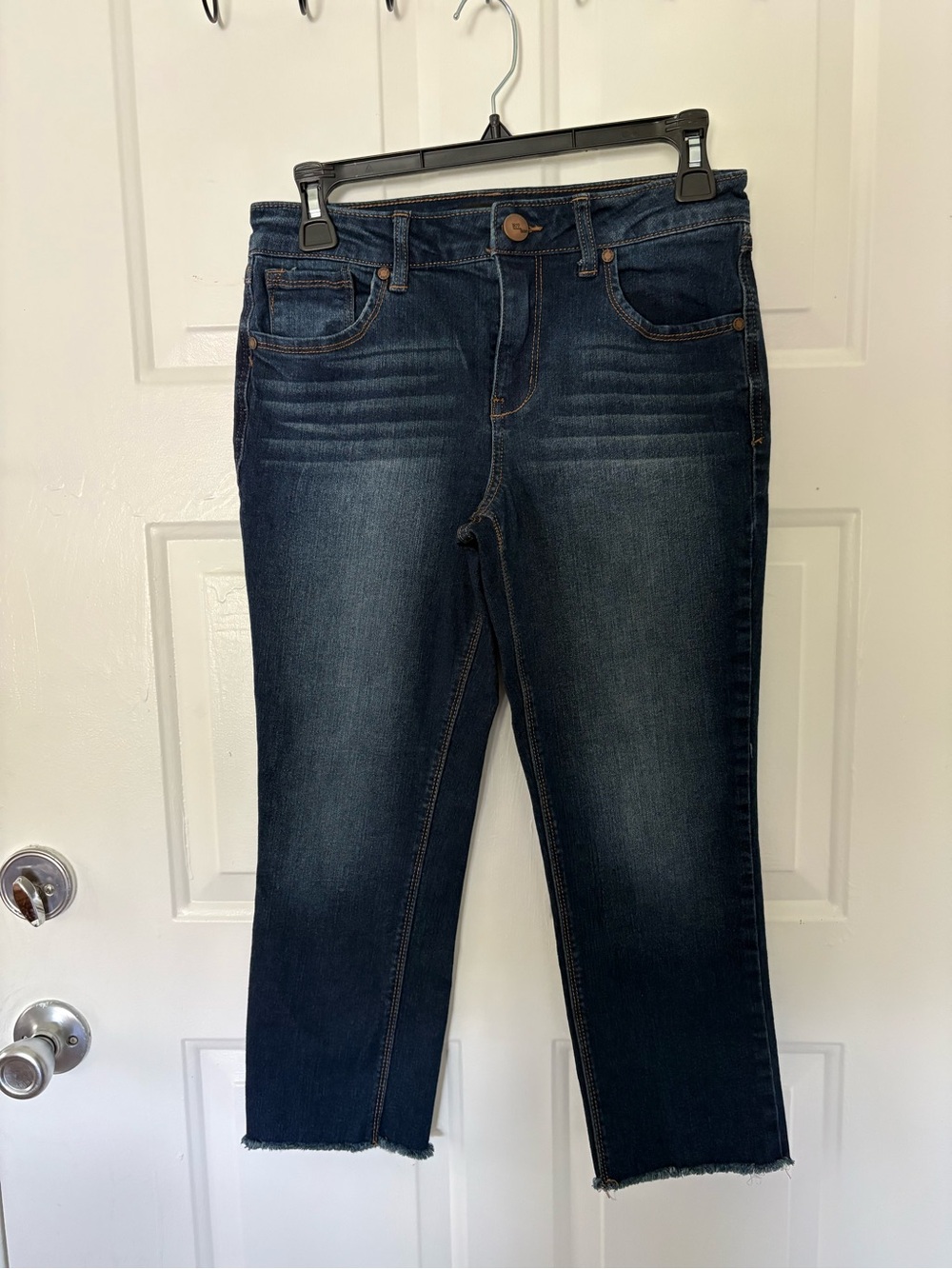 1822 Denim Dark Blue Cropped Ankle Jeans